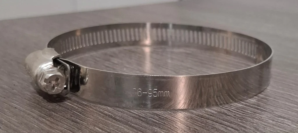 Abraçadeira Inox/Carbono 76–95 mm